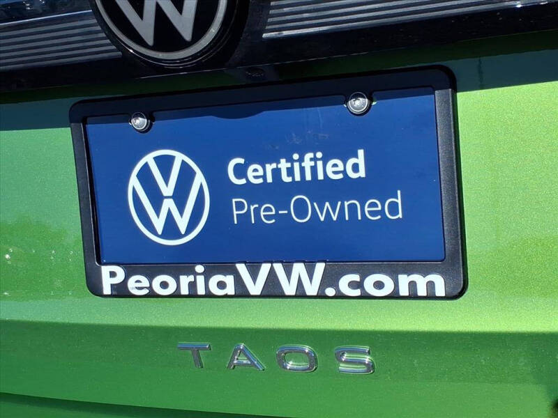 2025 Volkswagen Taos SE