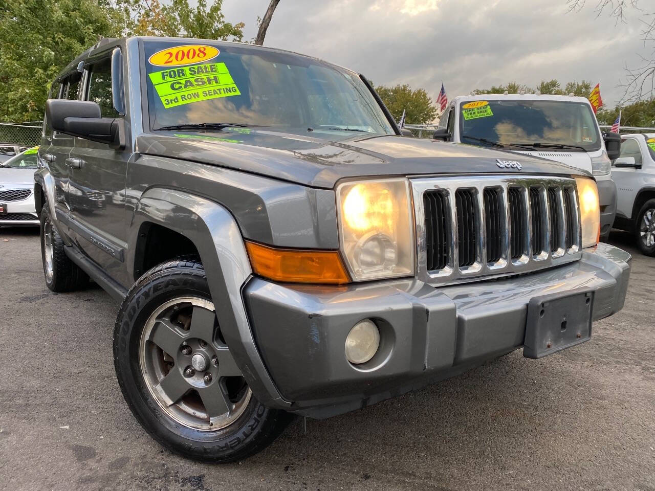 2008 Jeep Commander for sale at 3B Auto Sales in Paterson, NJ