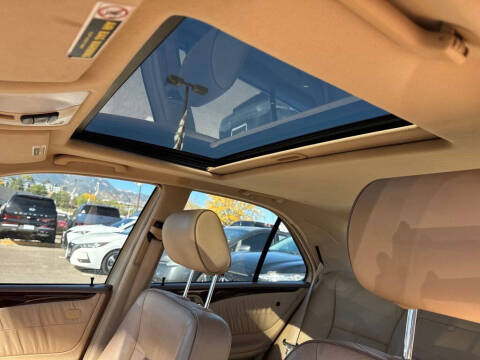 2001 Mercedes-Benz E-Class E 320