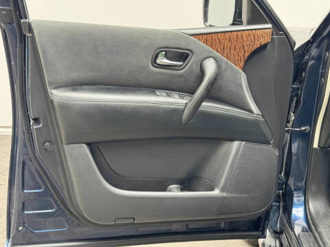2017 Nissan Armada