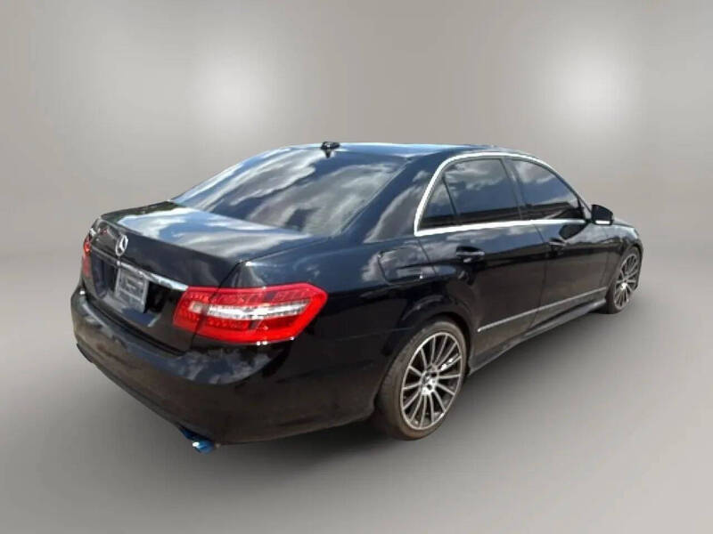 2011 Mercedes-Benz E-Class