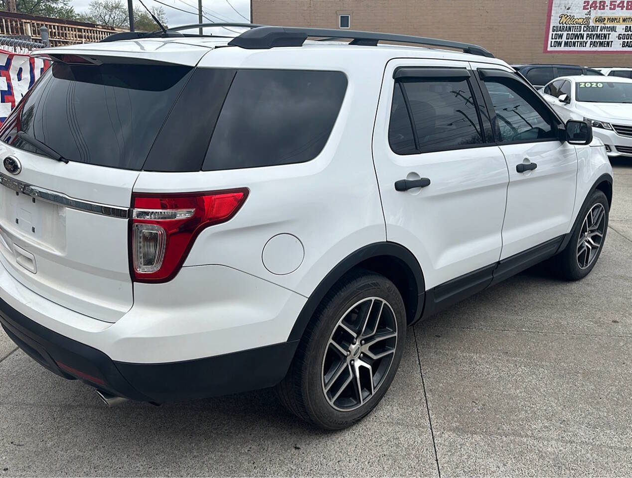 2014 Ford Explorer for sale at VIP Motor Sales in Hazel Park, MI