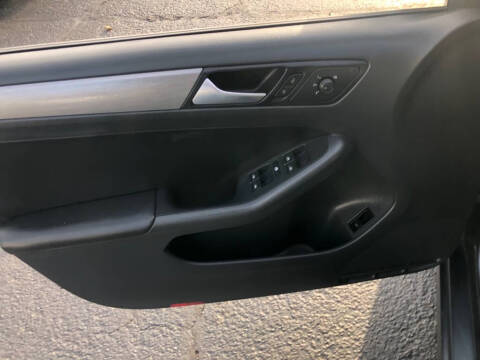 2016 Volkswagen Jetta 1.8T Sport