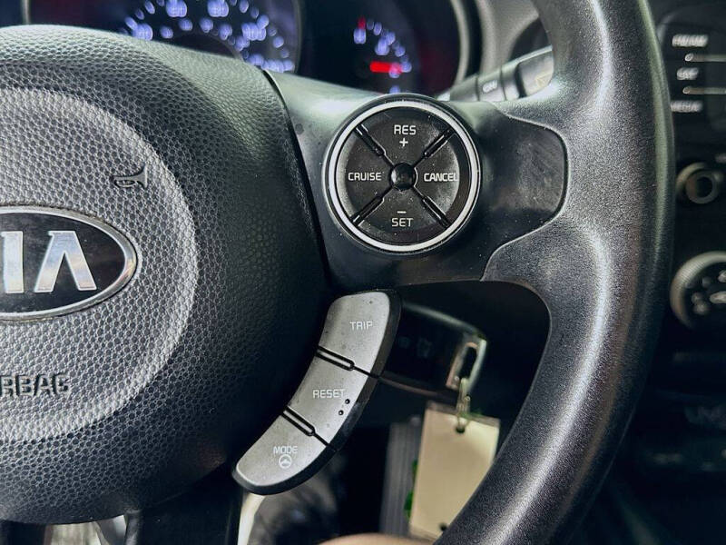 2015 Kia Soul +