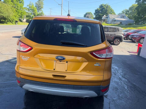 2016 Ford Escape SE