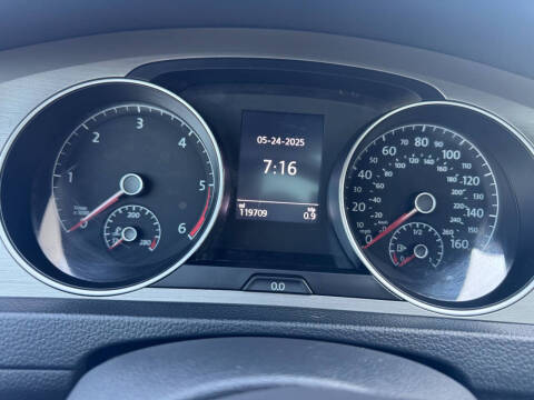 2015 Volkswagen Golf TDI SE