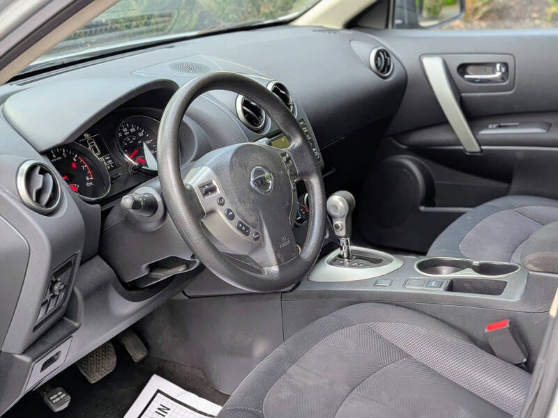2013 Nissan Rogue SV