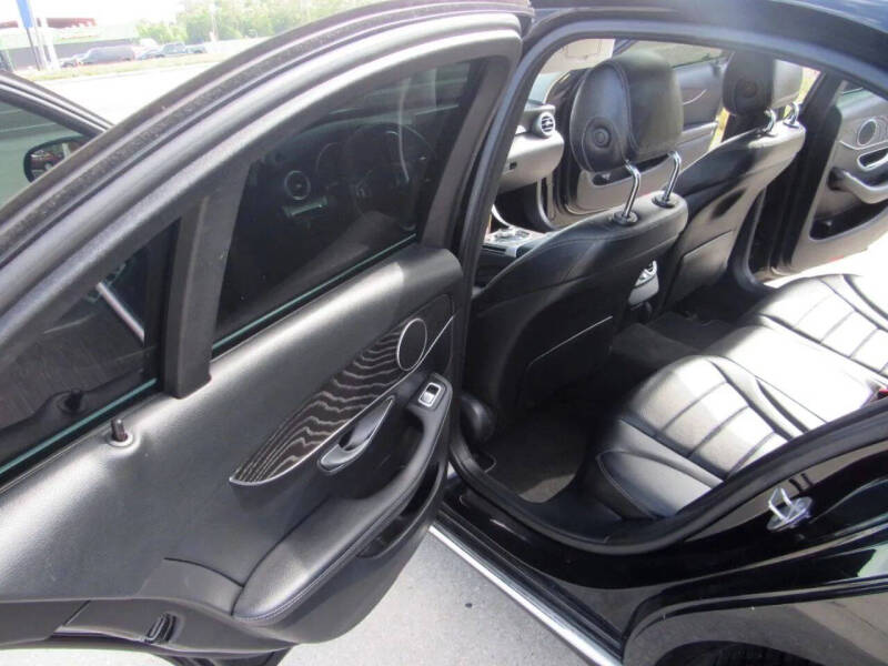 2017 Mercedes-Benz C-Class