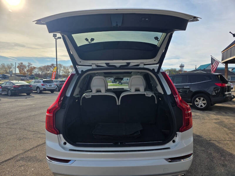 2018 Volvo XC90 T8 eAWD Inscription