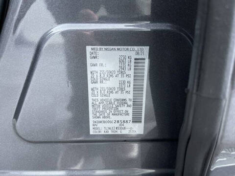 2025 Nissan Pathfinder Platinum