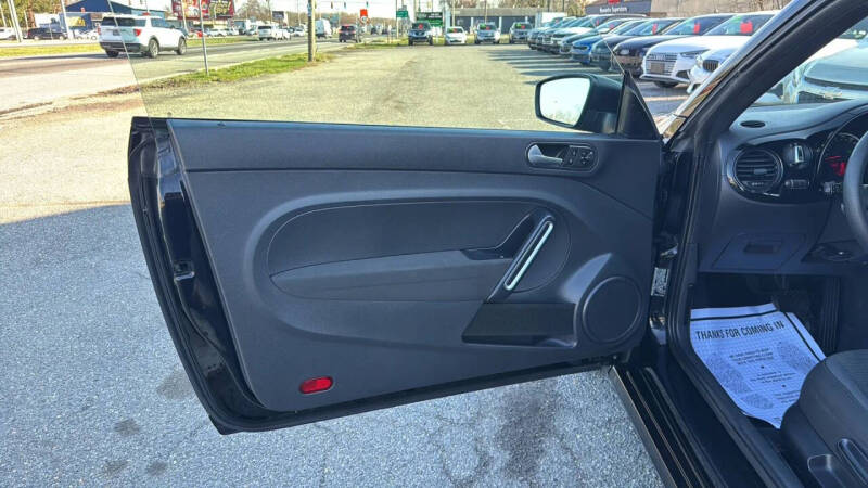 2013 Volkswagen Beetle 2.5L Entry PZEV