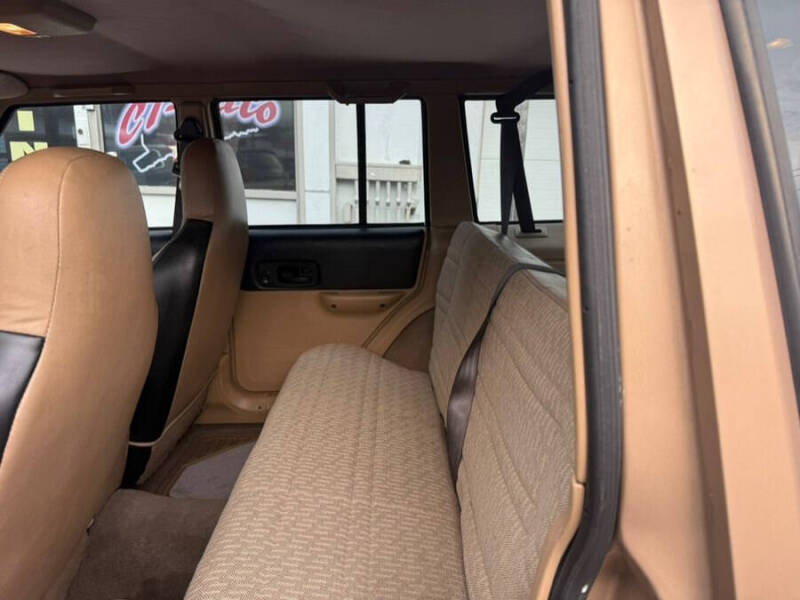 2000 Jeep Cherokee Sport