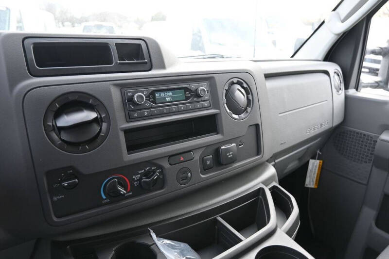 2025 Ford E-Series