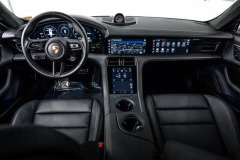 2024 Porsche Taycan GTS Sport Turismo