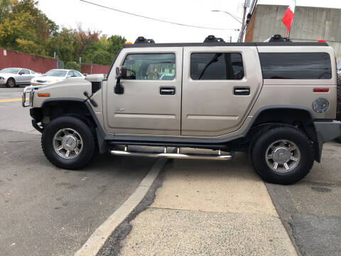 2005 HUMMER H2 Lux Series