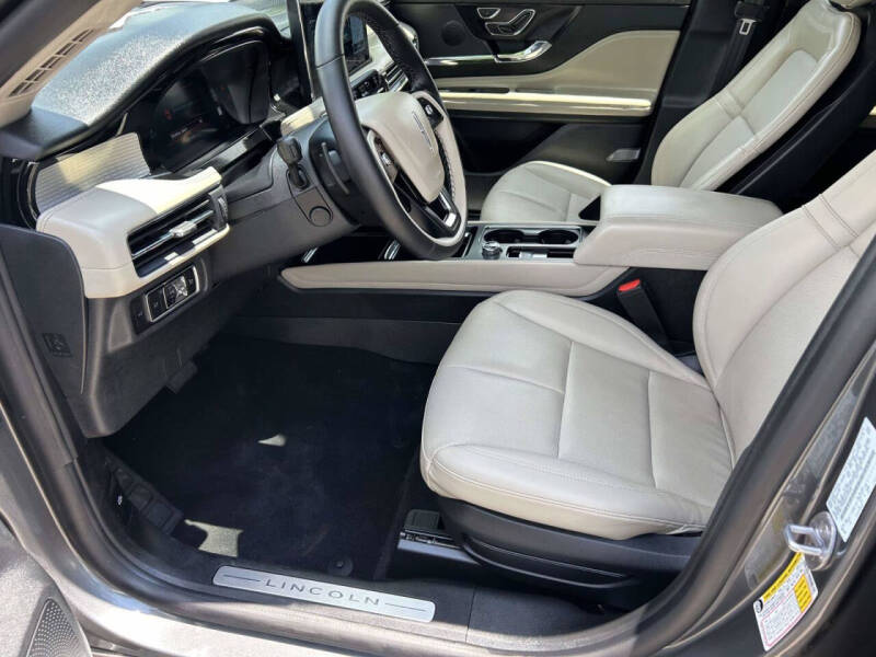 2025 Lincoln Corsair Premiere