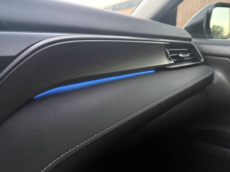 2020 Toyota Camry XSE