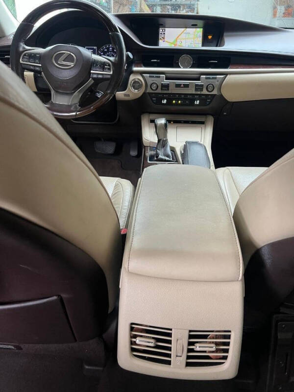 2017 Lexus ES 350