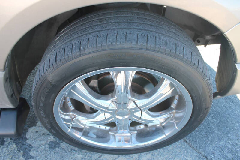 2003 Ford Expedition XLT