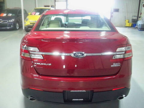 2017 Ford Taurus SEL