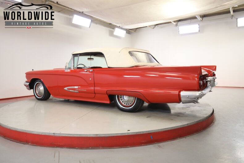 1959 Ford Thunderbird