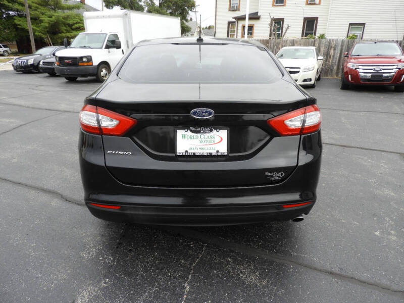 2016 Ford Fusion S