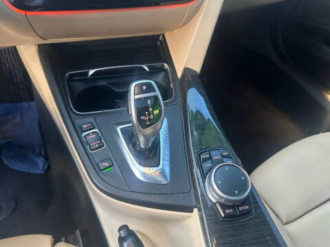 2017 BMW 3 Series 330i