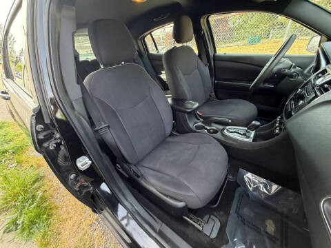 2013 Chrysler 200 LX