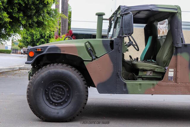 2018 AM General Hummer