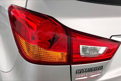 2019 Mitsubishi Outlander Sport SE