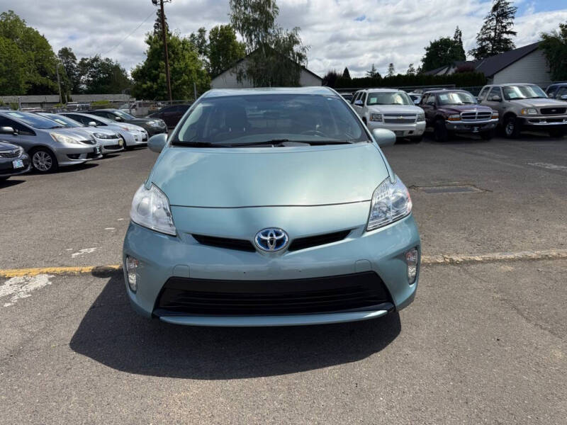 2014 Toyota Prius Two