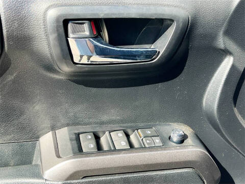 2022 Toyota Tacoma TRD Off-Road