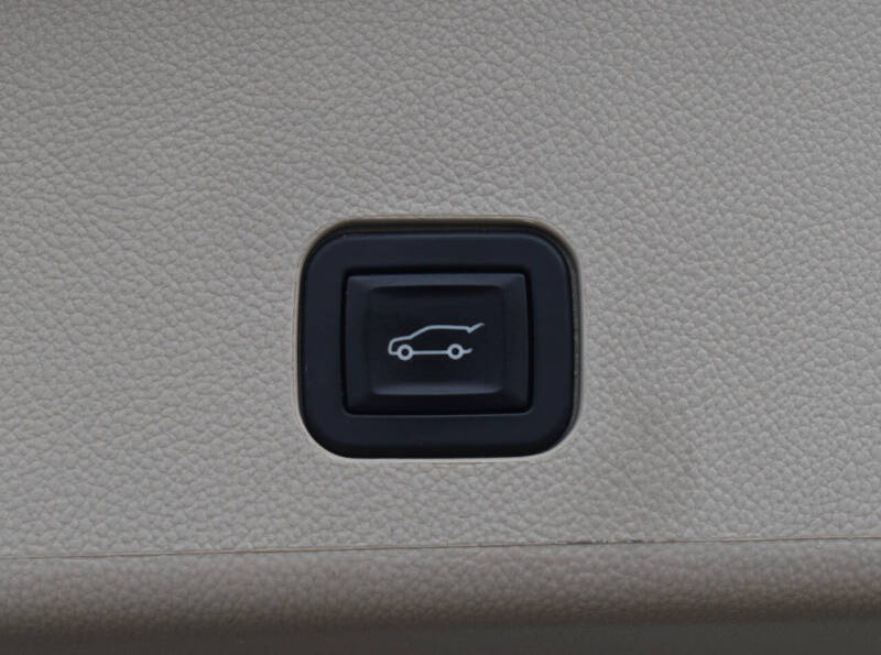 2011 Cadillac SRX Luxury Collection