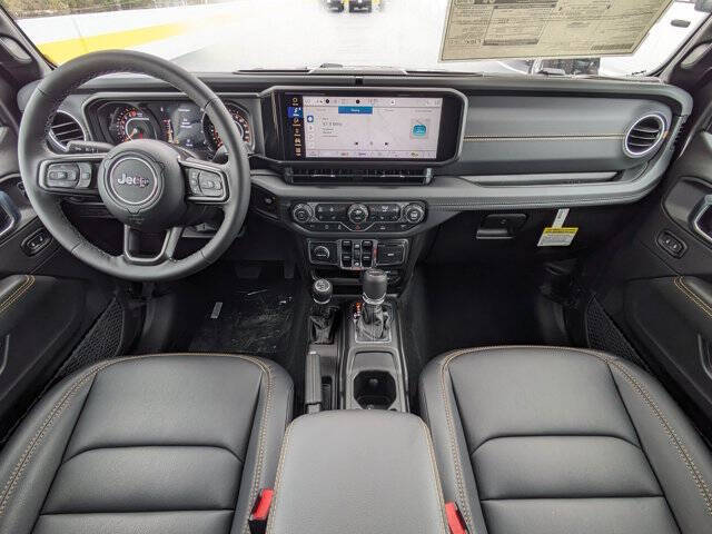 2026 Jeep Gladiator Sahara