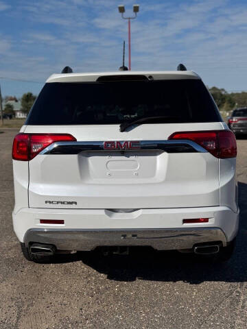 2017 GMC Acadia Denali