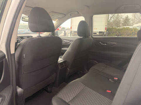 2017 Nissan Rogue SV
