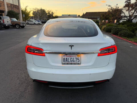 2014 Tesla Model S 85