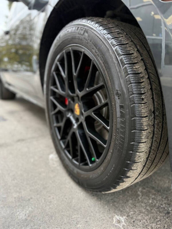 2017 Porsche Macan GTS