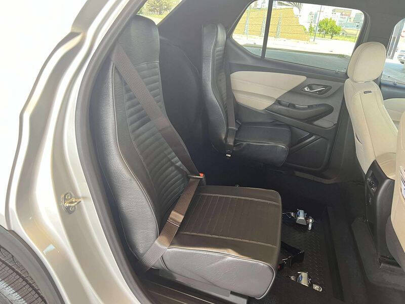 2022 Chevrolet Traverse LS