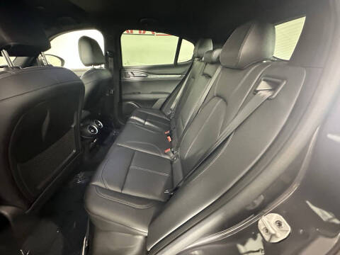 2022 Alfa Romeo Stelvio Sprint