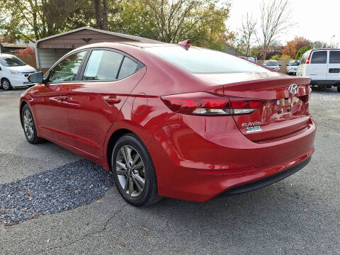 2018 Hyundai Elantra