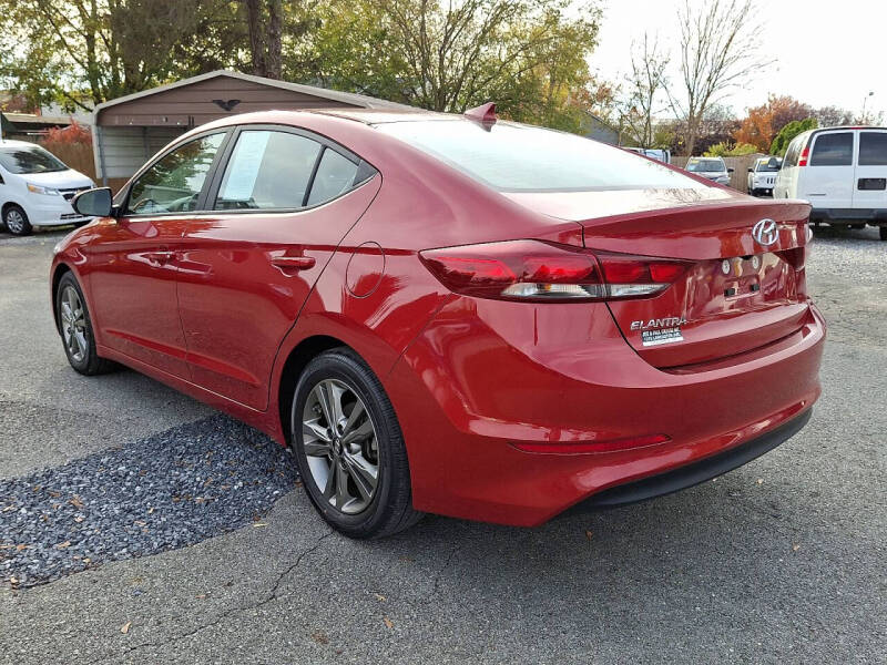 2018 Hyundai Elantra