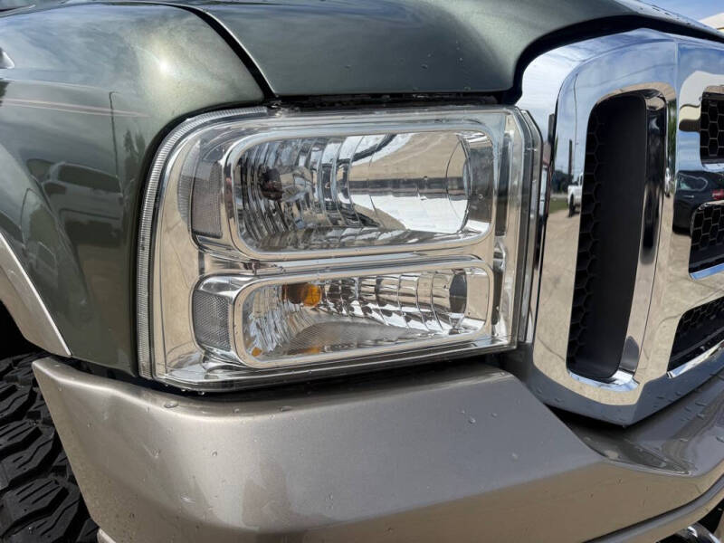2005 Ford Excursion Eddie Bauer