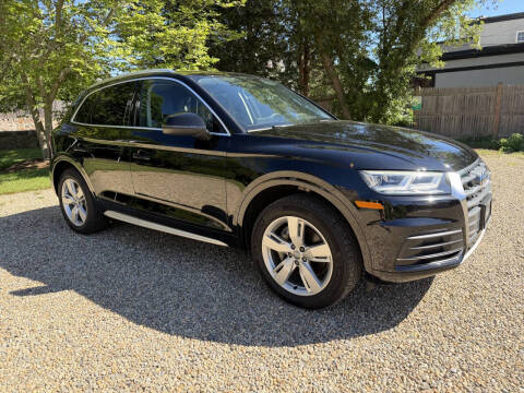 2018 Audi Q5 2.0T quattro Premium Plus