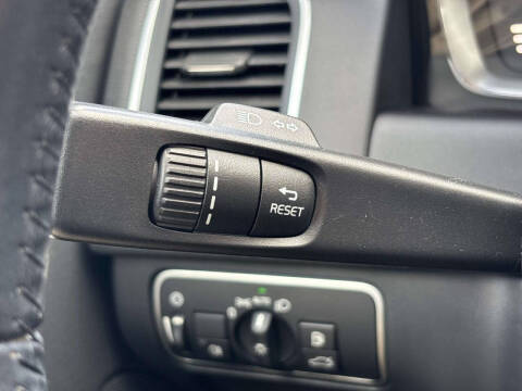 2015 Volvo XC60 3.2 Premier Plus