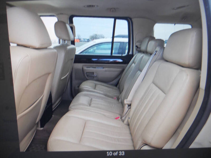 2005 Lincoln Aviator Luxury