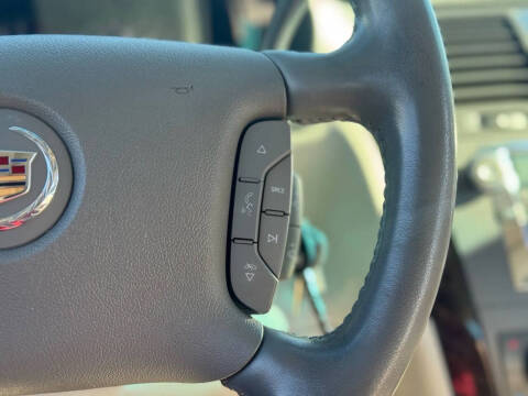 2011 Cadillac DTS Luxury Collection