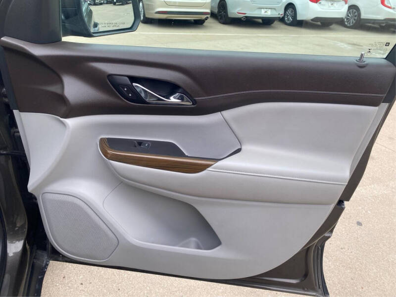 2020 GMC Acadia SLE