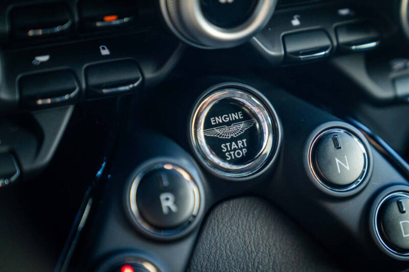 2019 Aston Martin Vantage