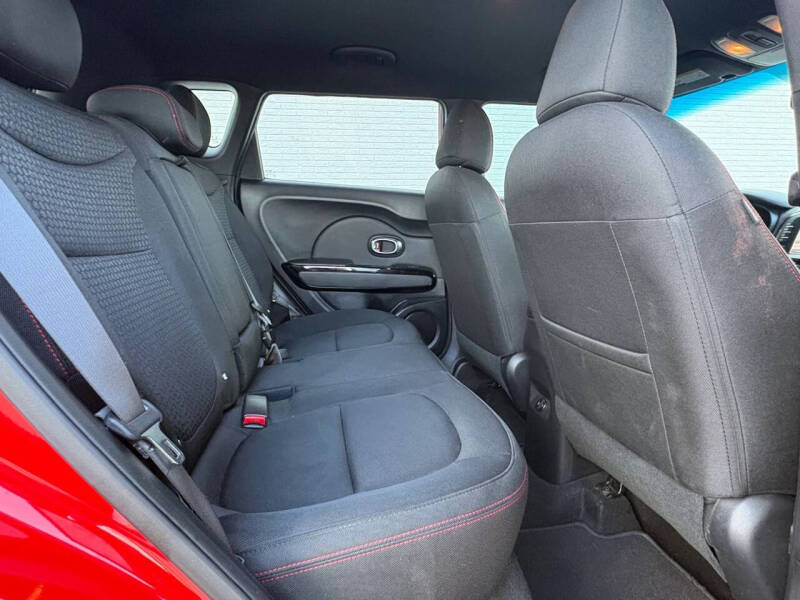 2019 Kia Soul +